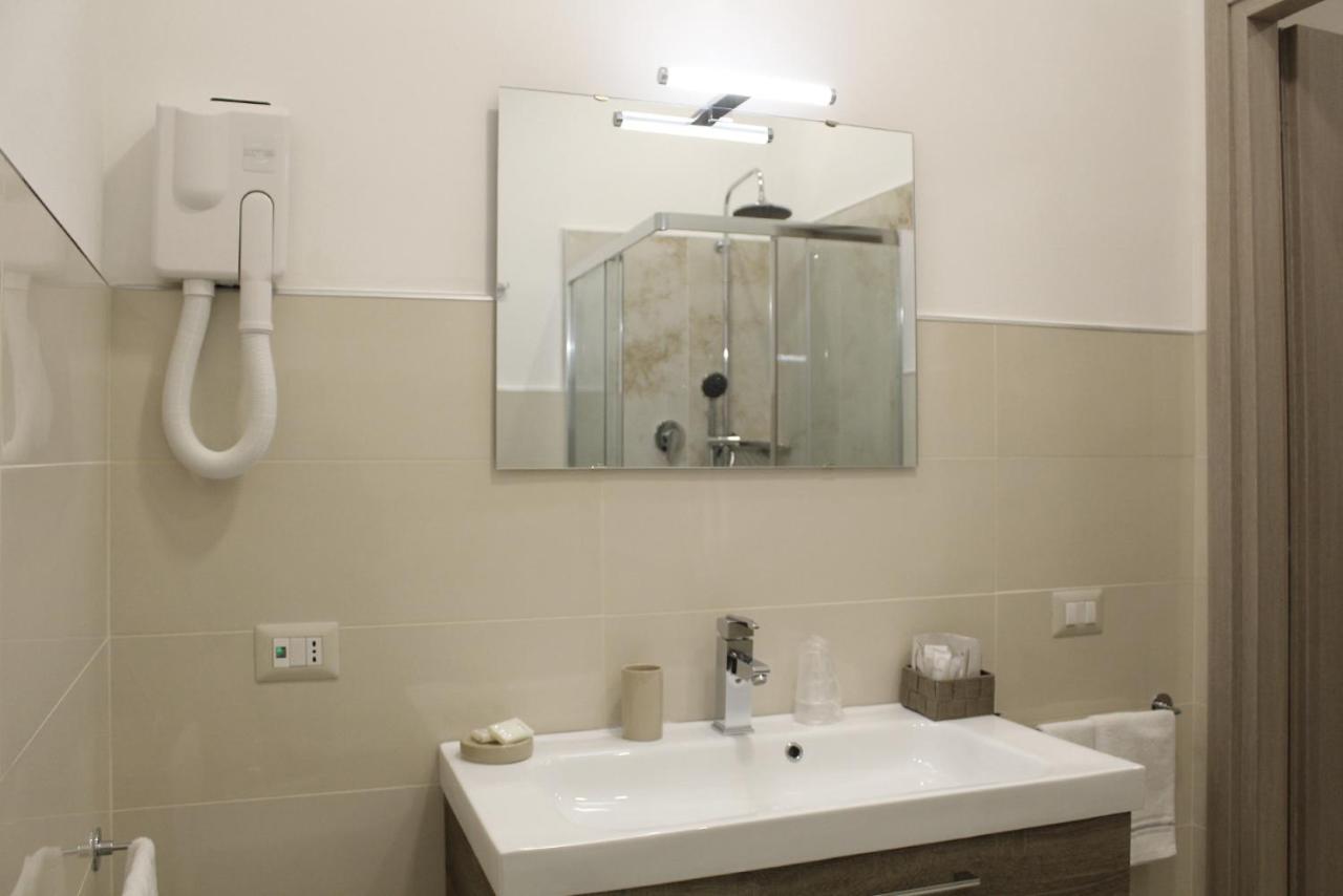 Antonietta De Pace Rooms By Napoli Milionaria B&B Zewnętrze zdjęcie
